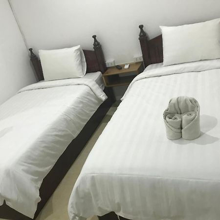 Little Freedom Friendlys Place Luang Prabang Bagian luar foto