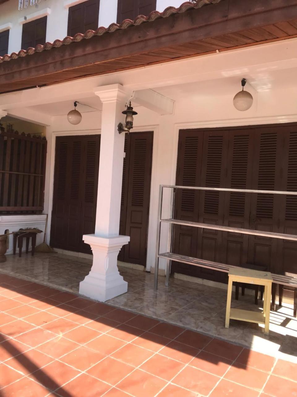 Little Freedom Friendlys Place Luang Prabang Bagian luar foto