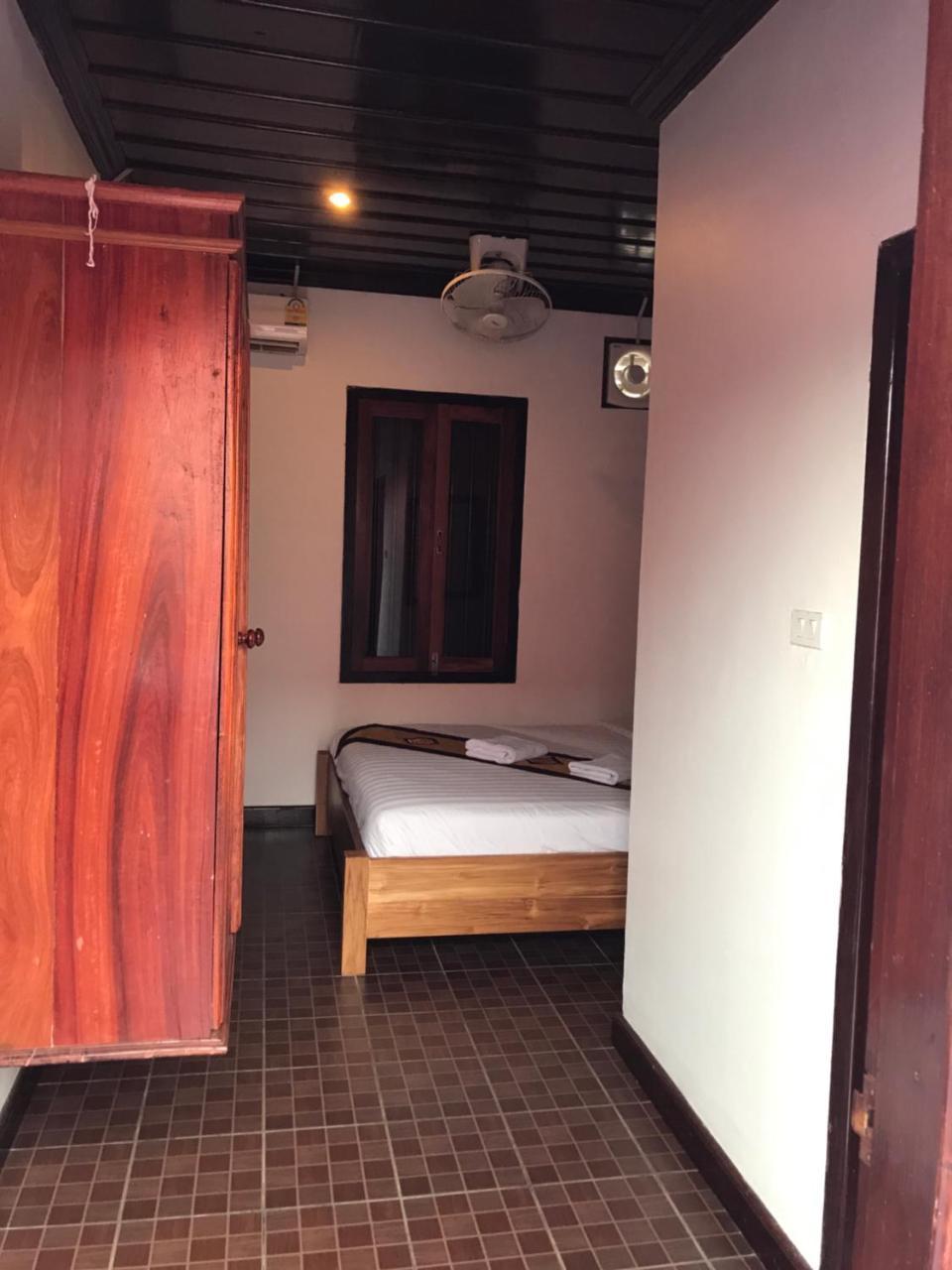 Little Freedom Friendlys Place Luang Prabang Bagian luar foto